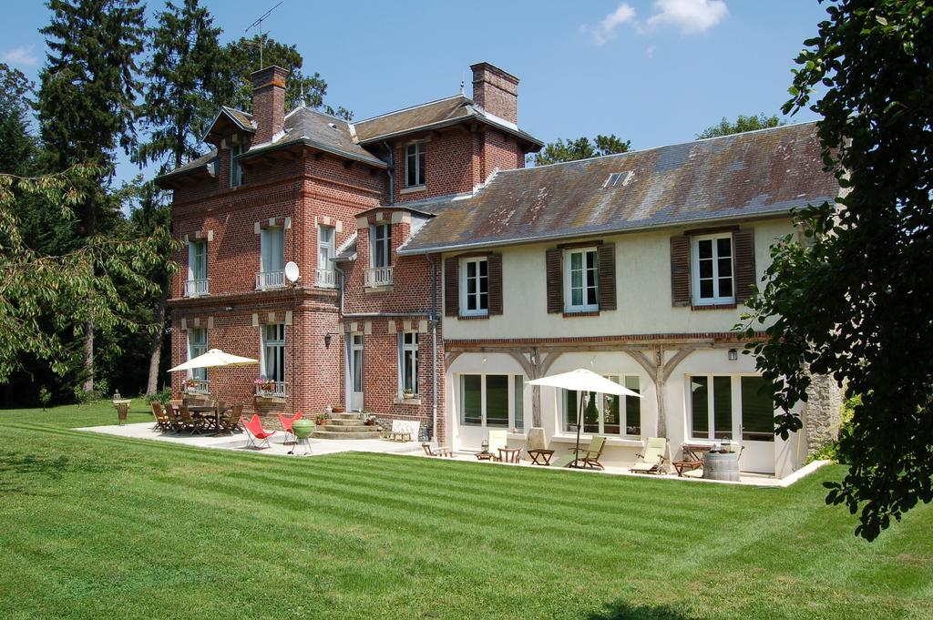 Le Manoir Du Menillet Bed and Breakfast Bornel Exteriör bild